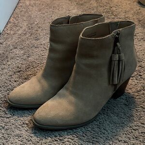 Women's Tan Ankle Boots